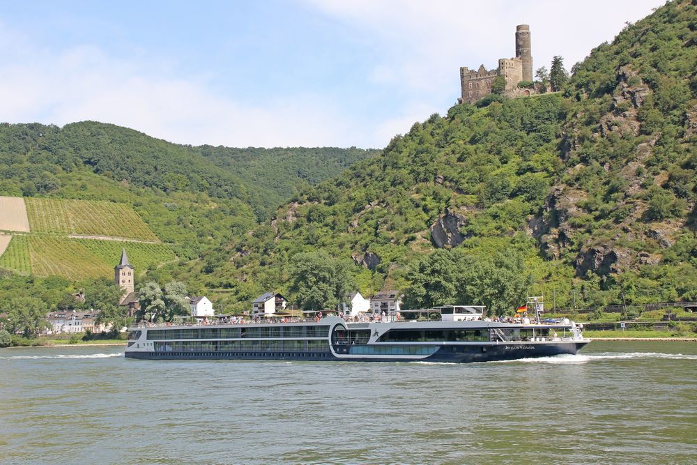 Active & Discovery On The Danube From Serbia To Romania